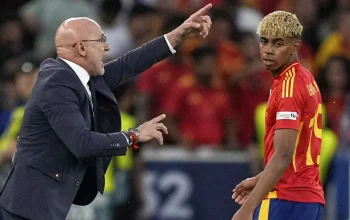 Piala Dunia 2026: Spanyol Unggul, Cedera Ekitike, dan Strategi Scaloni
