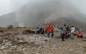 Polisi Selidiki Kasus Ledakan Bom di MAN 3 Padang dan Kematian Pendaki Gunung Sibayak