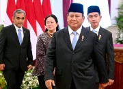 Prabowo Subianto Melantik Pejabat Baru dan Berkelakar soal MBG 'Mas Bahlil Ganteng'