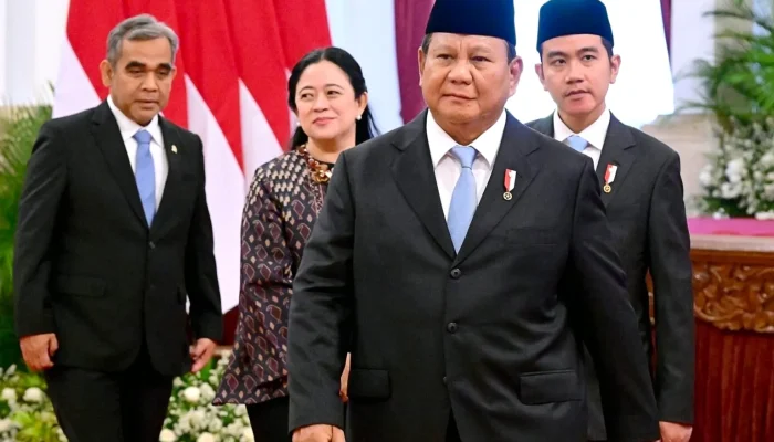 Prabowo Subianto Melantik Pejabat Baru dan Berkelakar soal MBG ‘Mas Bahlil Ganteng’