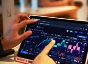 Saham BBRI dan Big Banks Melemah Jelang Pengumuman RDG BI, Apa yang Terjadi?