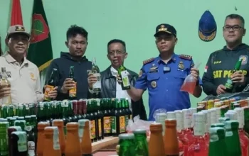 Satpol PP Mengamankan Puluhan Botol Miras dan Alkohol, Edukasi Bahaya Narkoba hingga Penertiban Bangunan Liar