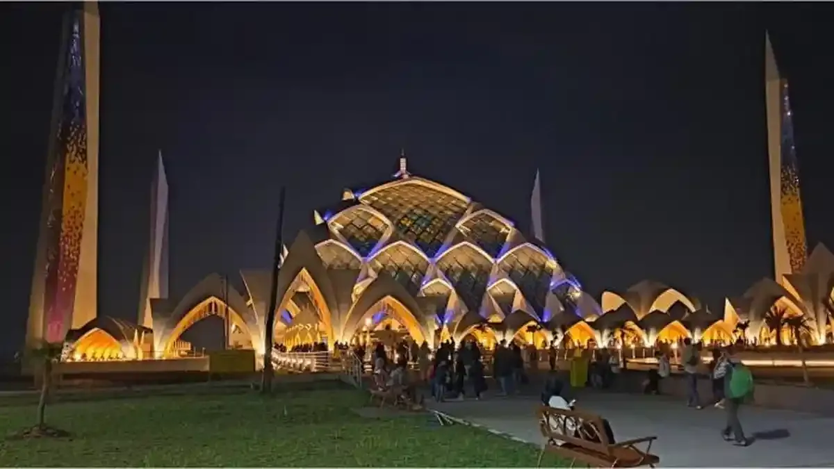 Subuh Hari Ini: Berita Terkini dari Berbagai Penjuru
