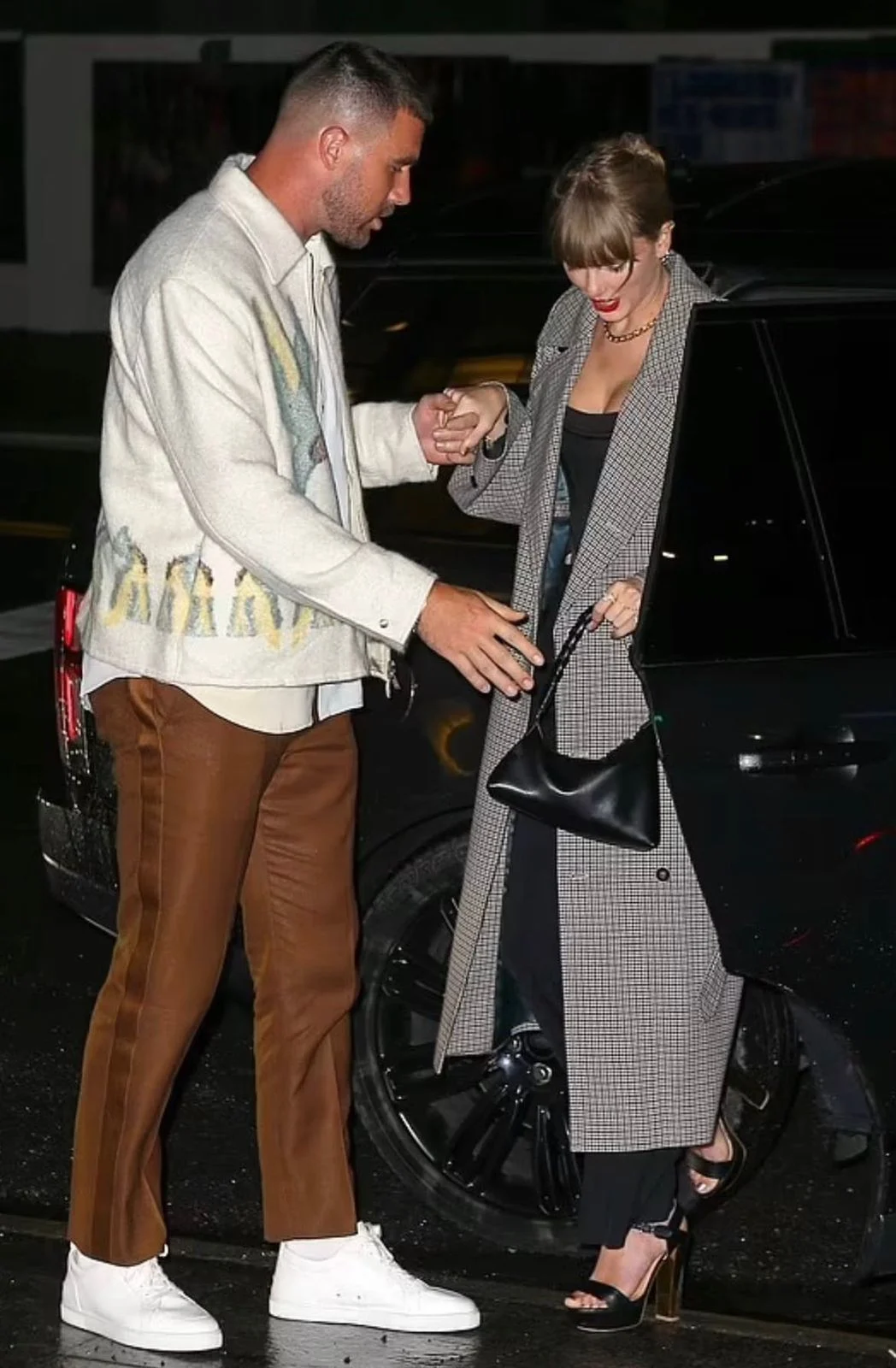 Taylor Swift Berpotensi Mempengaruhi Gaya Berpakaian Pengantin
