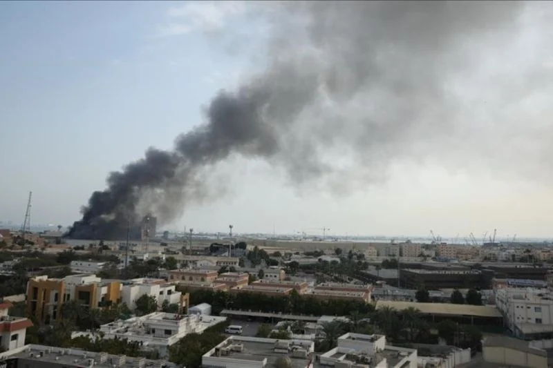 Teheran Melawan Lagi: Iran Serang Pangkalan Militer AS di Bahrain