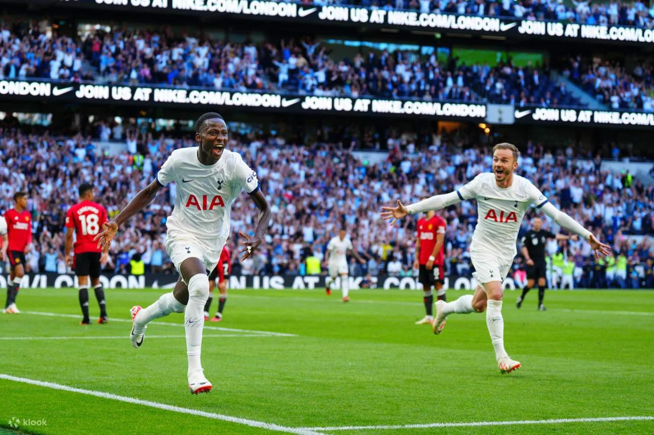 Tottenham Hotspur Menggelitiki Dunia Sepak Bola dengan Transaksi Besar