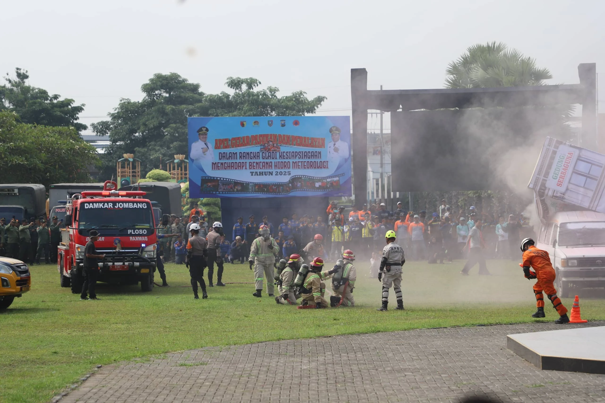 Tragedi dan Badai: Duka dan Kesiapsiagaan Menghadapi Bencana