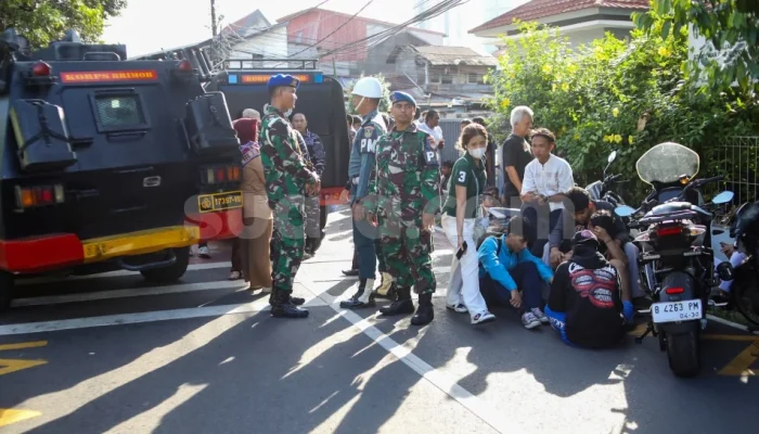 Adang Daradjatun Desak Polisi Usut Tuntas Temuan Ratusan Senjata di Sekolah Swasta Jakarta