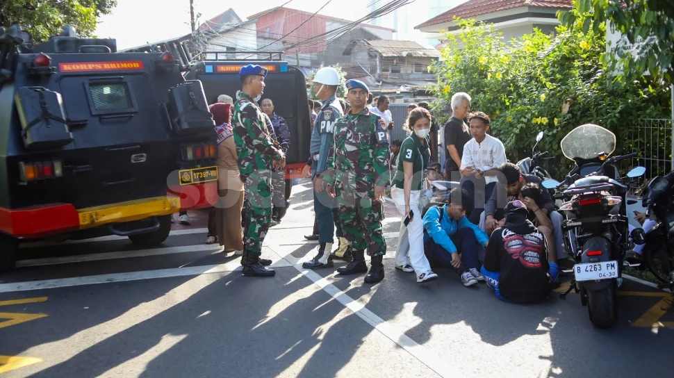 Adang Daradjatun Desak Polisi Usut Tuntas Temuan Ratusan Senjata di Sekolah Swasta Jakarta