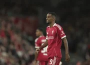 Alexander Isak: Masa Depan Liverpool dan Persiapan Musim Baru