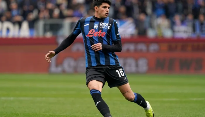 Atalanta Tolak Tawaran Fulham untuk Raoul Bellanova