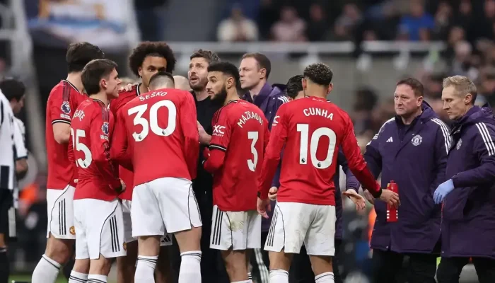 Benfica Incar Joao Palhinha, Manchester United Cari Alternatif Lewis Hall