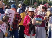 Berita Terkini: Emak-Emak di Jalan, Beasiswa di UGM, dan Keselamatan LEPAS E4 EV