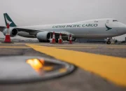 Cathay Pacific Raup Keuntungan Besar di Tengah Krisis Energi, Sementara HK Realtindo Tawarkan Properti Siap Huni
