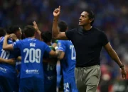 Cruz Azul Dikalahkan Atlante dengan Skor 3-2, Joel Huiqui Alami Kekecewaan Pertamanya