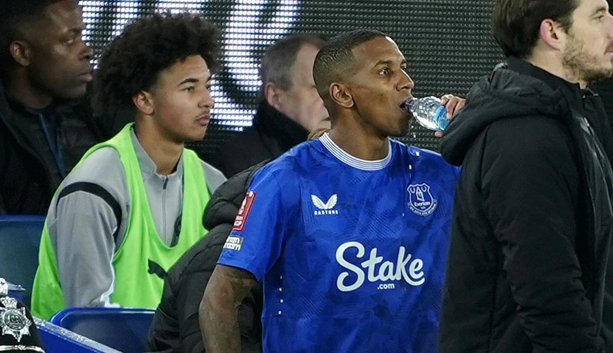 Everton Berjuang untuk Perkuat Skuad dengan Pemain-Pemain Baru