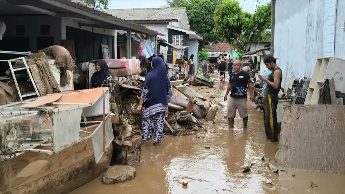 Gempa Bumi M7.7 Guncang NTT, Puluhan Orang Meninggal dan Ratusan Bangunan Rusak