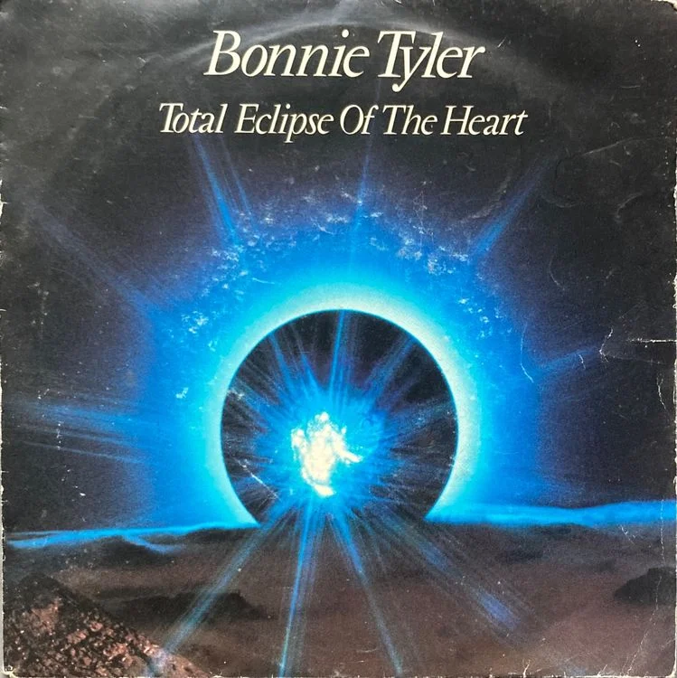 Gerhana Matahari Total Menghidupkan Kembali Lagu Klasik 'Total Eclipse of the Heart' Bonnie Tyler