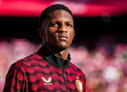 Givairo Read dan Masa Depan di Roma: Pertarungan Sengit untuk Pemain Muda