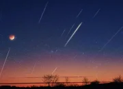 Hujan Meteor dan Gerhana Matahari, Fenomena Langit yang Mempesona di Bulan Agustus