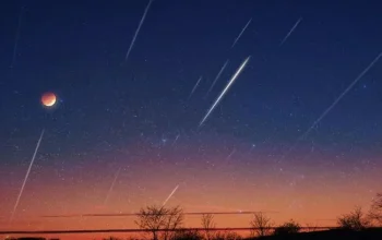 Hujan Meteor dan Gerhana Matahari, Fenomena Langit yang Mempesona di Bulan Agustus