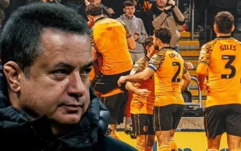 Hull City dan Manchester United Siapkan Strategi Transfer Mereka