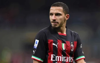 Ismaël Bennacer Resmi Tinggalkan AC Milan Setelah 7 Tahun