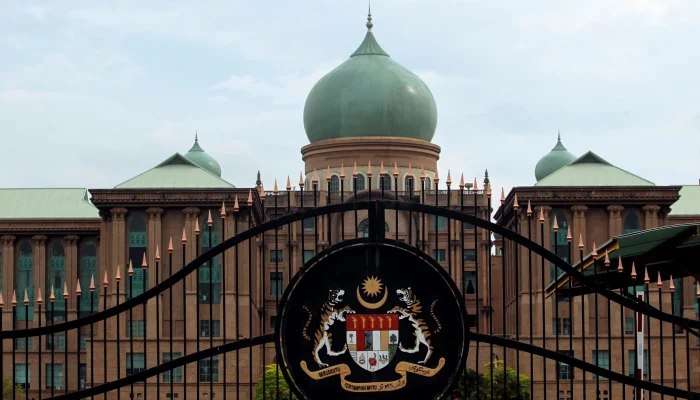 Kabinet Bayangan: Penyeimbang atau Oposisi?