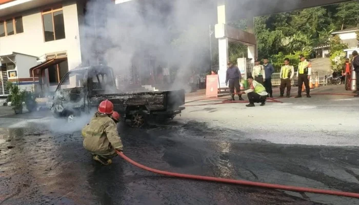 Kebakaran SPBU Cemplang Bogor: Mobil Terbakar Saat Isi BBM, Diduga Akibat Korsleting Aki