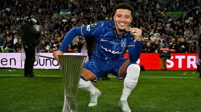 Kisah Jadon Sancho: Dari Bintang Muda hingga Berjuang untuk Mempertahankan Karier