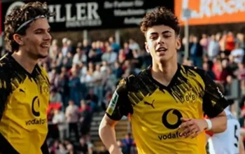 Konstantinos Karetsas dan Samuele Inacio, Dua Pemain Muda yang Siap Membawa Borussia Dortmund ke Puncak
