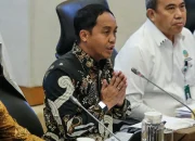 KPK Selidiki Kasus Suap Bupati Kuansing ke Menhut Raja Juli Antoni