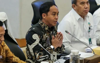 KPK Selidiki Kasus Suap Bupati Kuansing ke Menhut Raja Juli Antoni