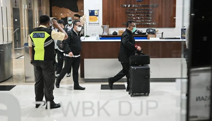 KPK Temukan 8.500 Dolar Singapura di Kantor Imigrasi Jaksel