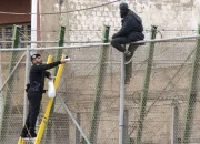 Krisis Imigran Maroko di Ceuta: Situasi Perbatasan Spanyol-Maroko Memanas