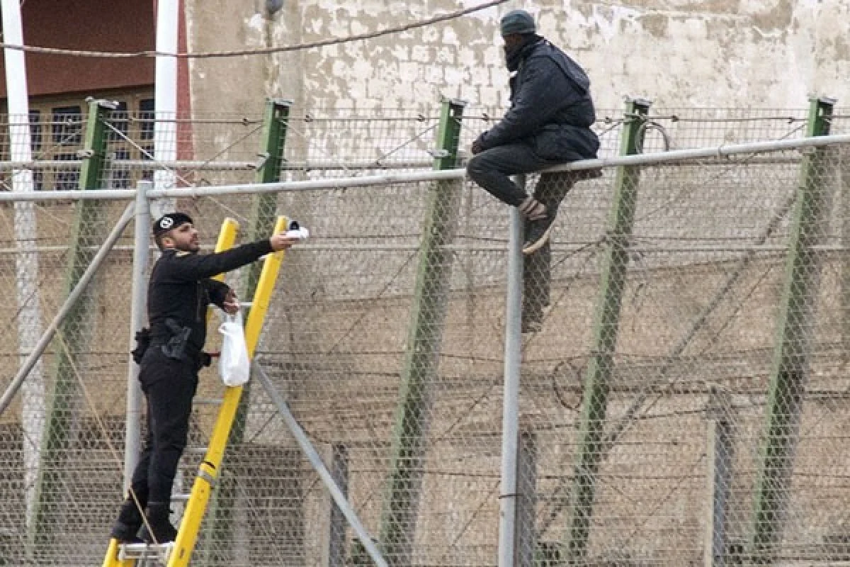 Krisis Imigran Maroko di Ceuta: Situasi Perbatasan Spanyol-Maroko Memanas