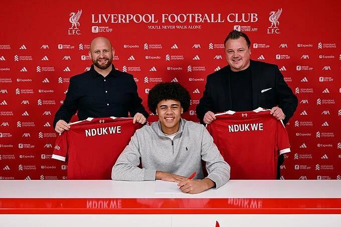 Lewis Koumas dan Ifeanyi Ndukwe: Dua Wonderkid Liverpool yang Menjanjikan
