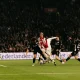 Maarten Paes Memulai Debutnya sebagai Starter di Ajax Amsterdam, Membantu Timnya Meraih Kemenangan 3-1 atas Shelbourne