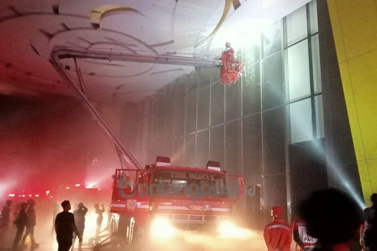 Mall Nipah Makassar Terbakar, Penyebab Kebakaran Diduga Akibat Korsleting Listrik