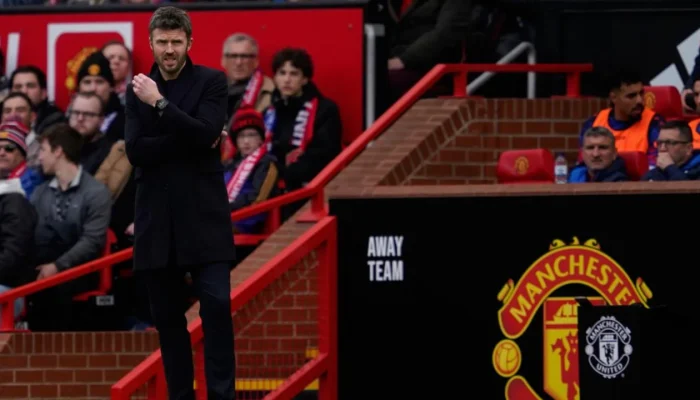 Michael Carrick Membangun Manchester United Menuju Masa Depan Cerah