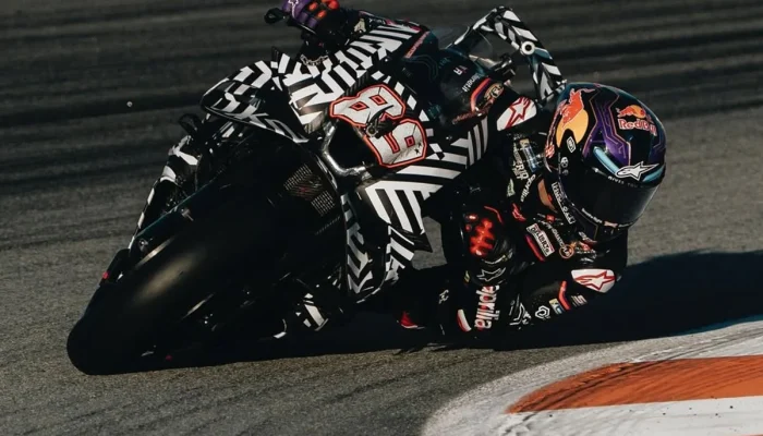 MotoGP Inggris 2026: Jorge Martin Rebut Pole, Aprilia Dominasi