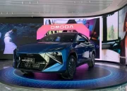 Omoda O4 EV: Mobil Listrik yang Menggabungkan Performa dan Teknologi Kecerdasan Buatan