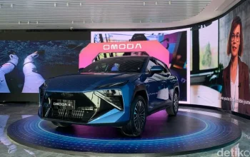 Omoda O4 EV: Mobil Listrik yang Menggabungkan Performa dan Teknologi Kecerdasan Buatan
