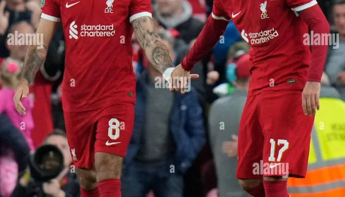Perselisihan di Liverpool: Curtis Jones dan Dominik Szoboszlai Bertengkar Usai Kemenangan atas Wrexham