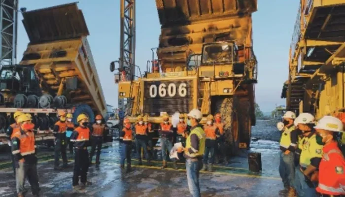PTRO Berhasil Mengantongi Kontrak Tambang Batu Bara Senilai Rp9,3 Triliun, IHSG Tumbuh 1,69%
