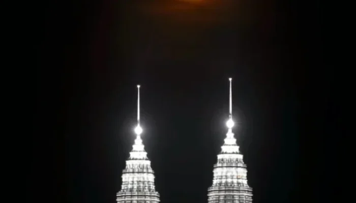 Purnama Buck Moon: Fenomena Langit yang Membawa Keberuntungan dan Perubahan