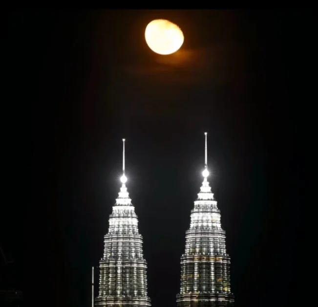 Purnama Buck Moon: Fenomena Langit yang Membawa Keberuntungan dan Perubahan