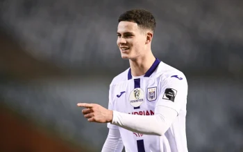 Robbie Ure Bergabung dengan Sevilla FC: Masa Depan Cerah untuk Striker Muda Scotland