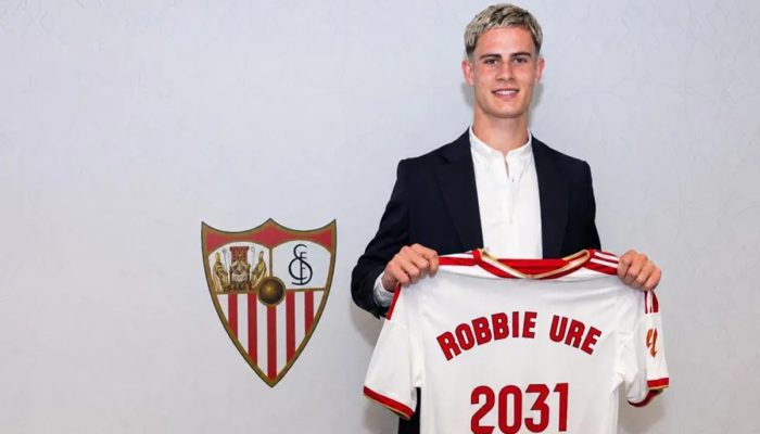 Sevilla Rekrut Robbie Ure dari IK Sirius dengan Biaya Transfer Rp112 Miliar