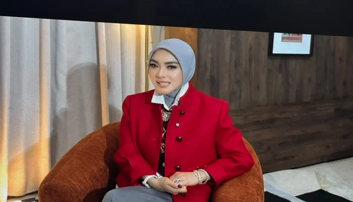 Syahrini Comeback ke Layar Kaca, Debut Single di Extra Ordinary HUT SCTV ke-36